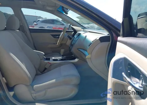 2013 Nissan Altima 2.5 Sv z USA, uszkodzony, nr VIN 1N4AL3AP9DC155892